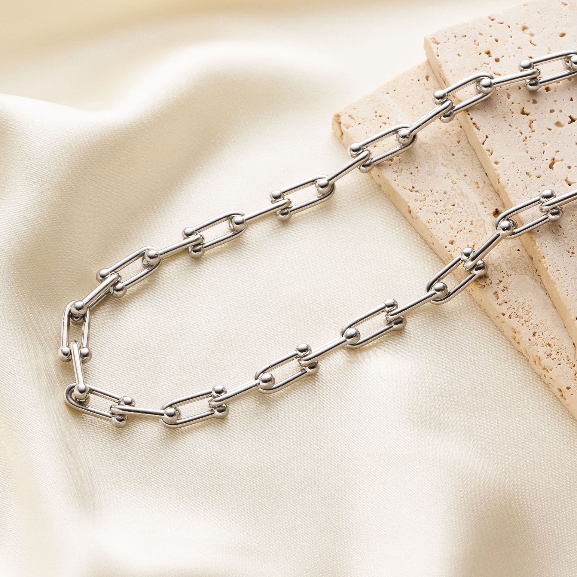 ネックレスチェーン 金色洗練チェーンリンクネックレス