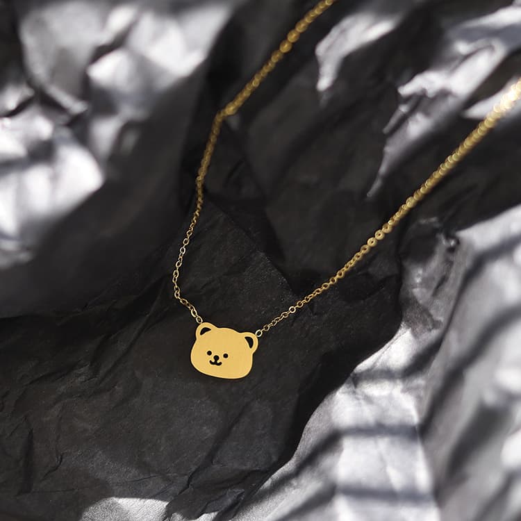 ネックレスチェーン 可愛い笑顔のくま型ゴールドネックレス