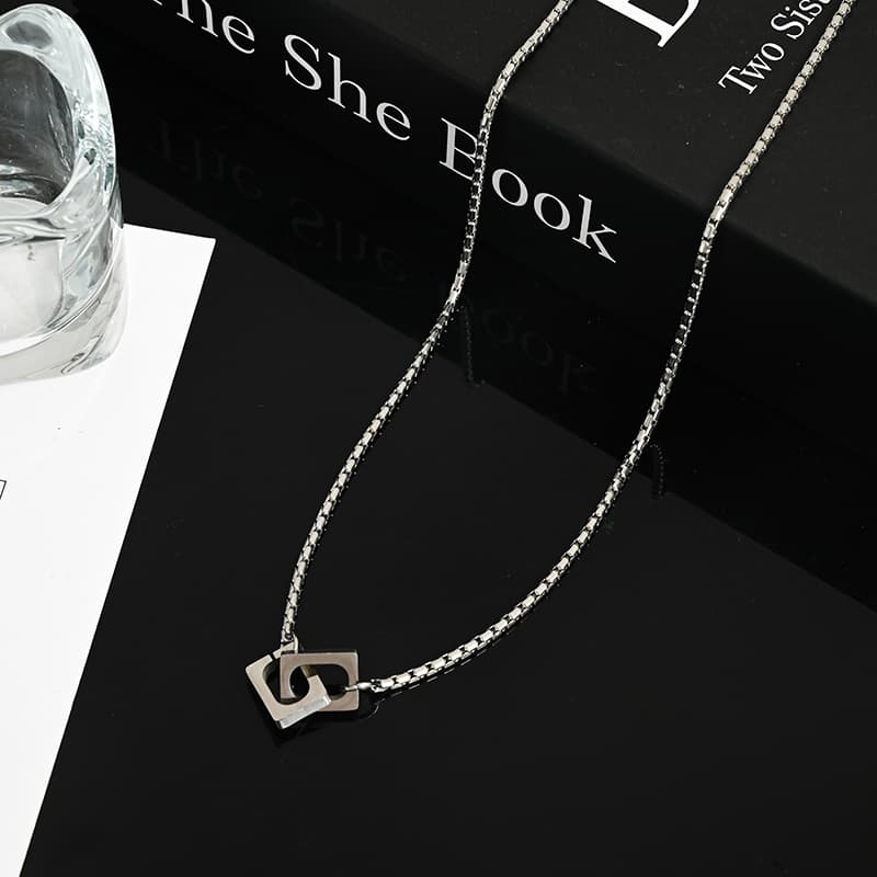 ネックレスチェーン 幾何学ロックチタンチェーン