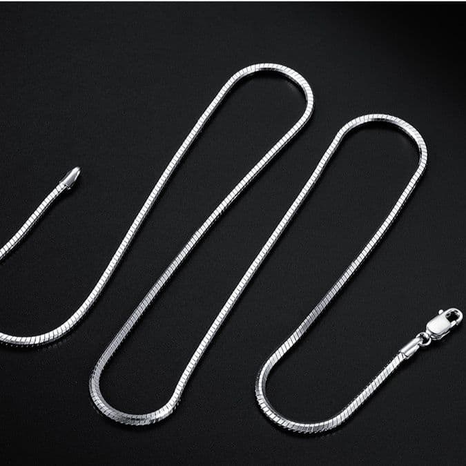 ネックレスチェーン スネークチェーン 艶やかな輝き