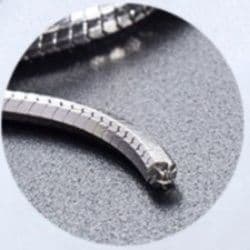 ネックレスチェーン 洗練された蛇腹細工のチェーン