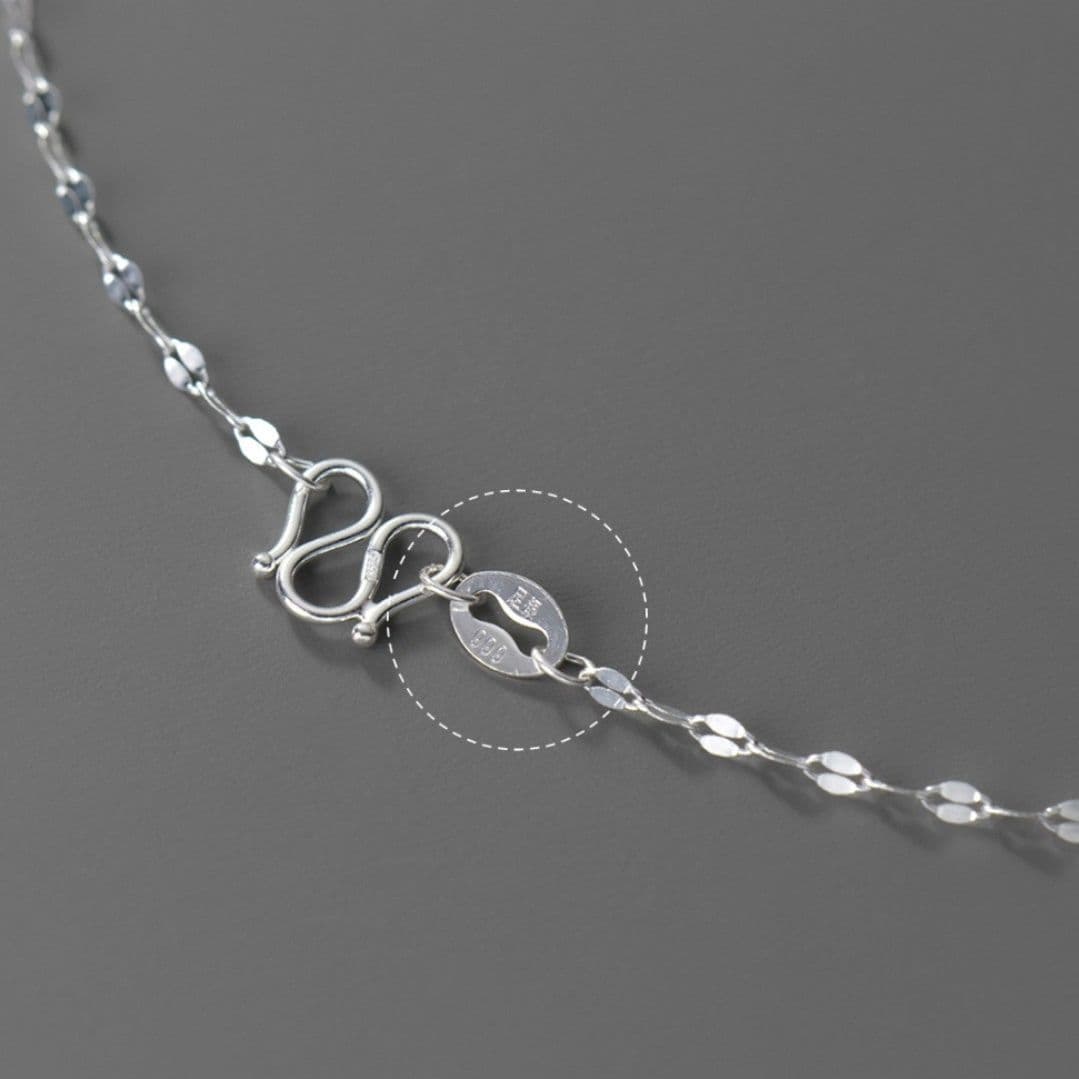 ネックレスチェーン 繊細な波光チェーン