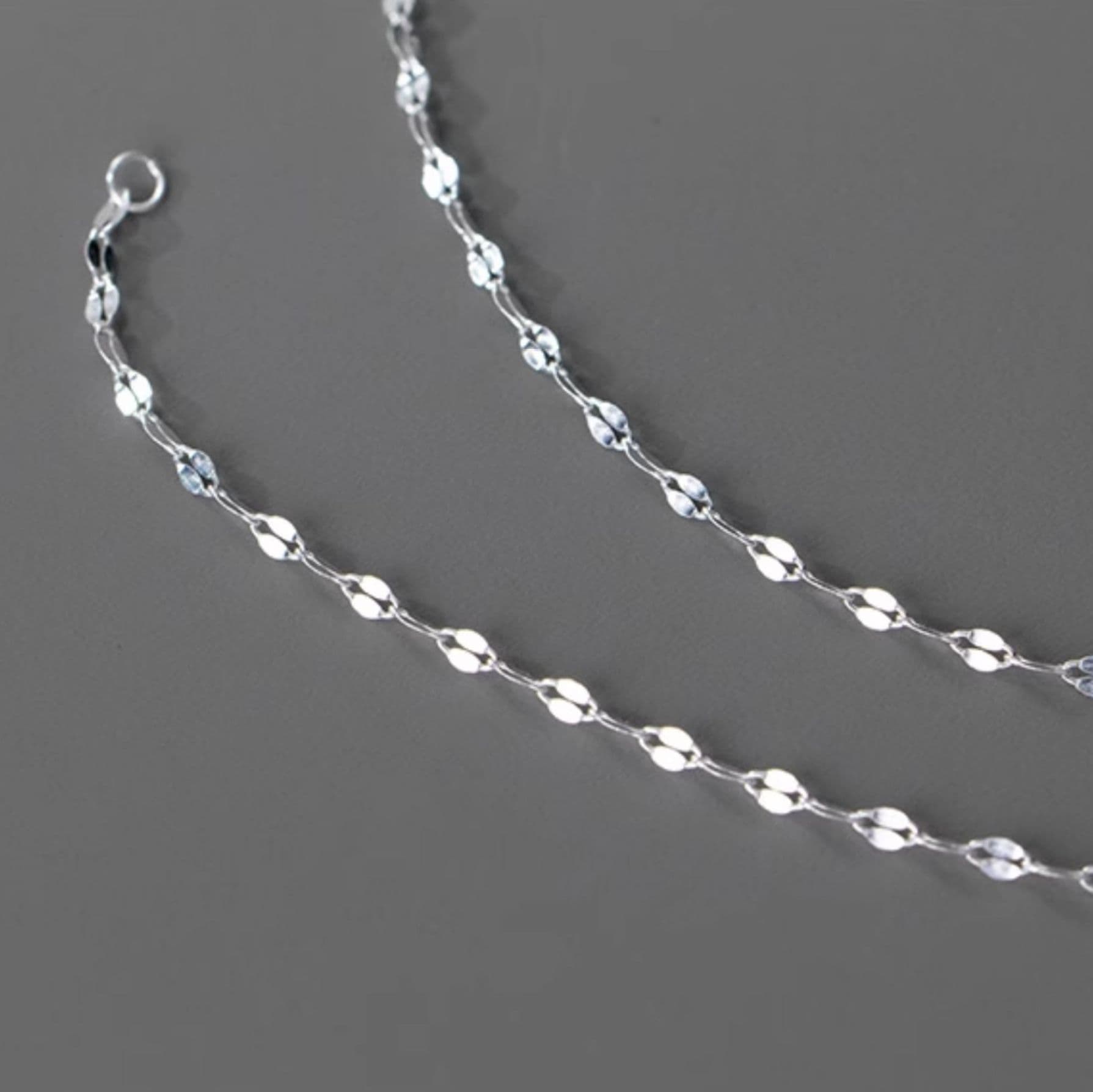 ネックレスチェーン 繊細な波光チェーン