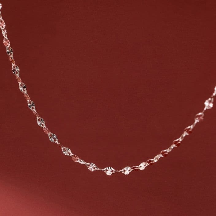 ネックレスチェーン 繊細な花模様チェーン