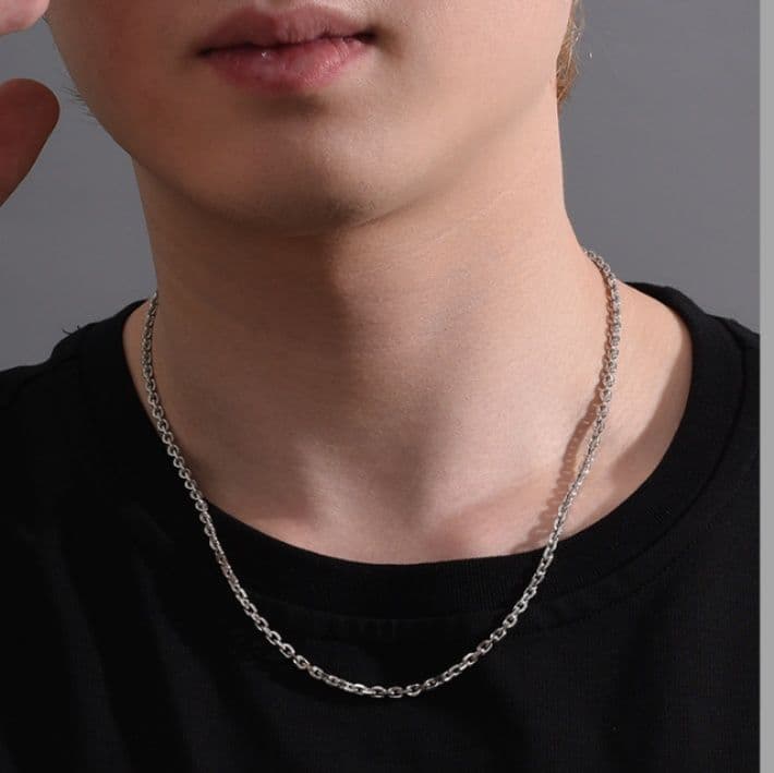 ネックレスチェーン 細身の洗練アンカーチェーン