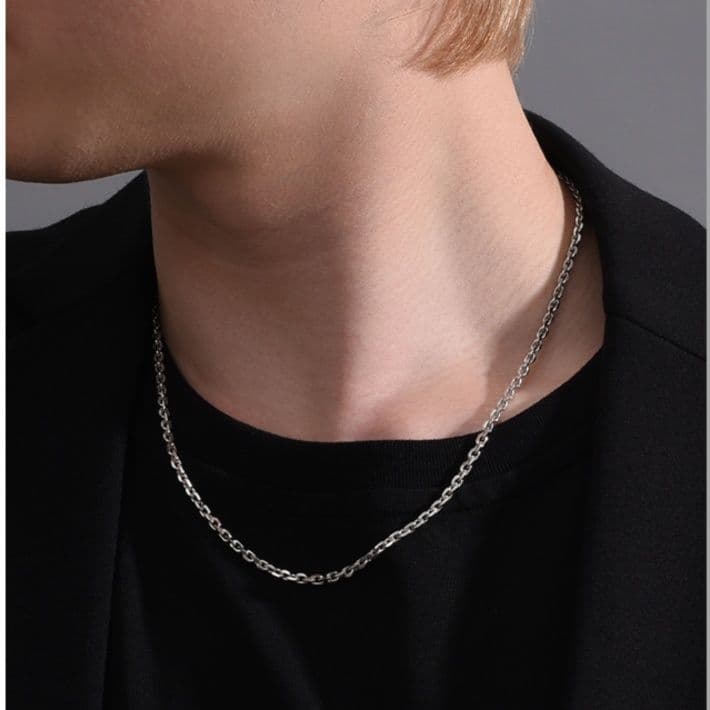 ネックレスチェーン 細身の洗練アンカーチェーン