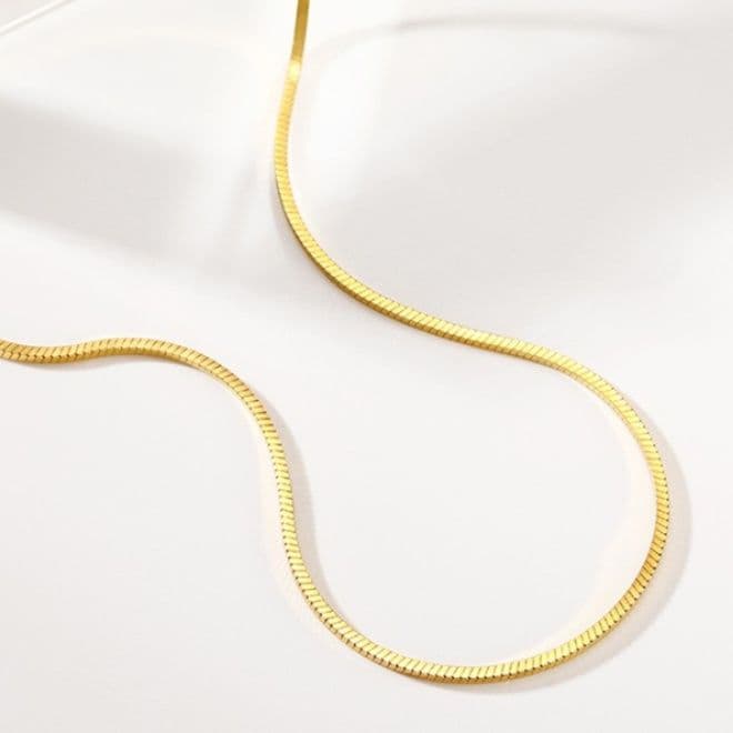 ネックレスチェーン 洗練された蛇行チェーン