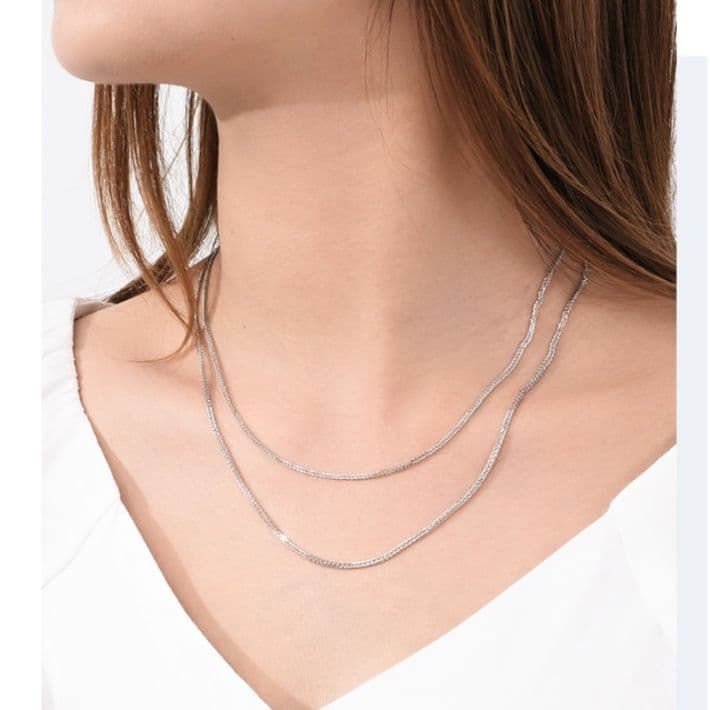 ネックレスチェーン 自由調節可能な蛇行デザインチェーン