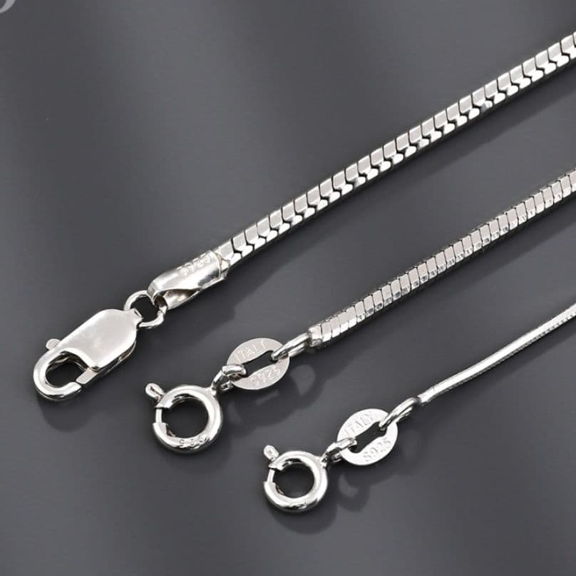 ネックレスチェーン 滑らかな蛇骨チェーン