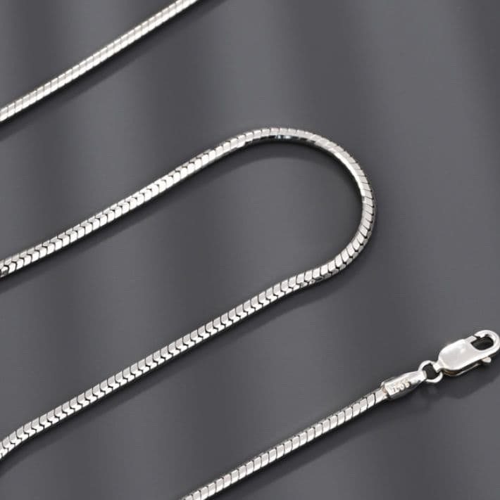 ネックレスチェーン 滑らかな蛇骨チェーン