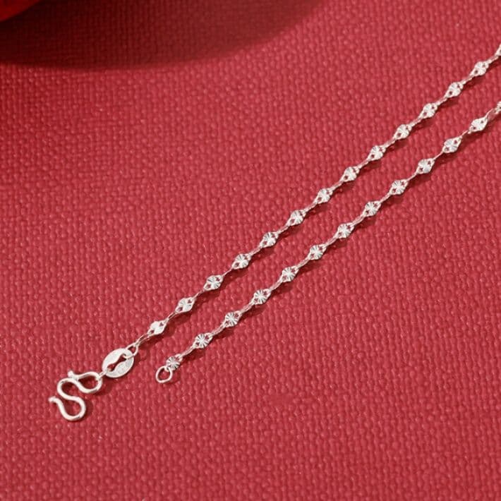 ネックレスチェーン 星屑の輝き 繊細な菱形連鎖