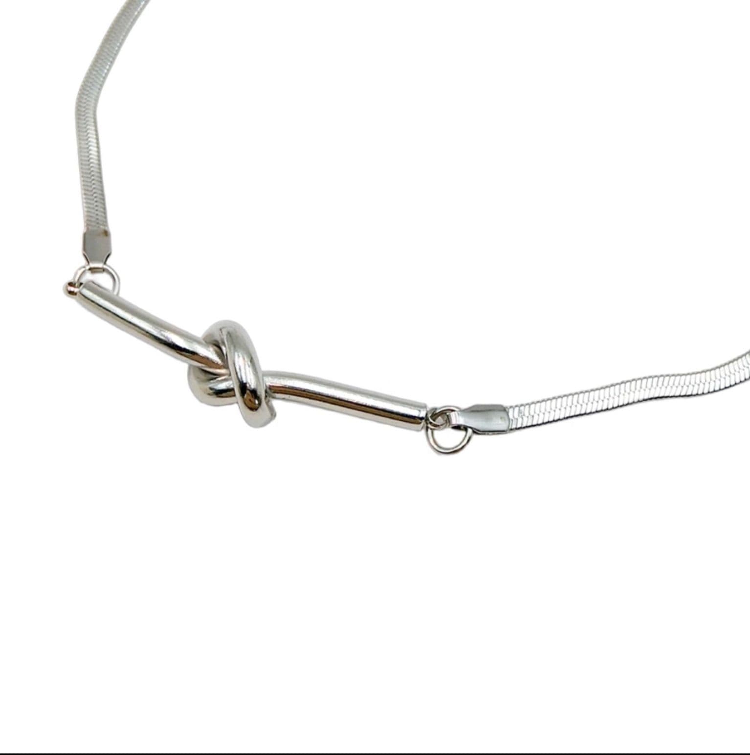 ネックレスチェーン 結び目モチーフ ネックレス