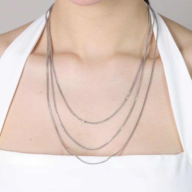 ネックレスチェーン 繊細な編み目の純銀鎖