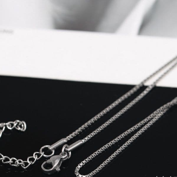 ネックレスチェーン 繊細箱型ステンレスチェーン