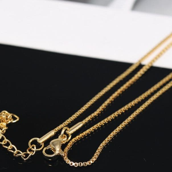 ネックレスチェーン 繊細箱型ステンレスチェーン