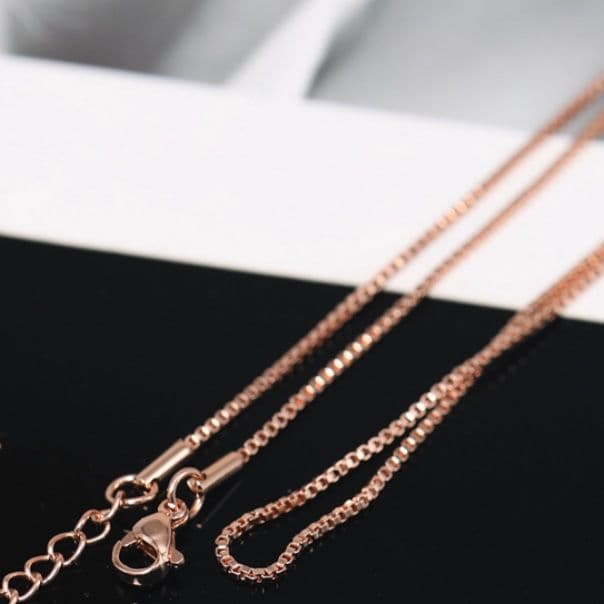 ネックレスチェーン 繊細箱型ステンレスチェーン