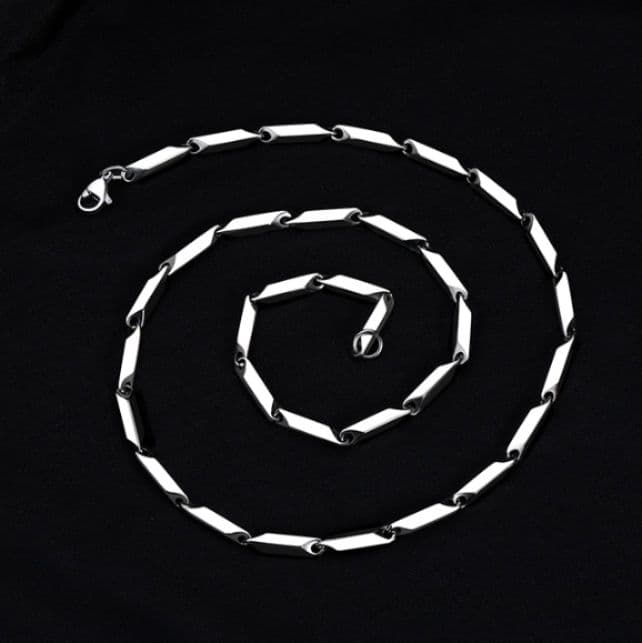 ネックレスチェーン 洗練シルエット チタンネックレス