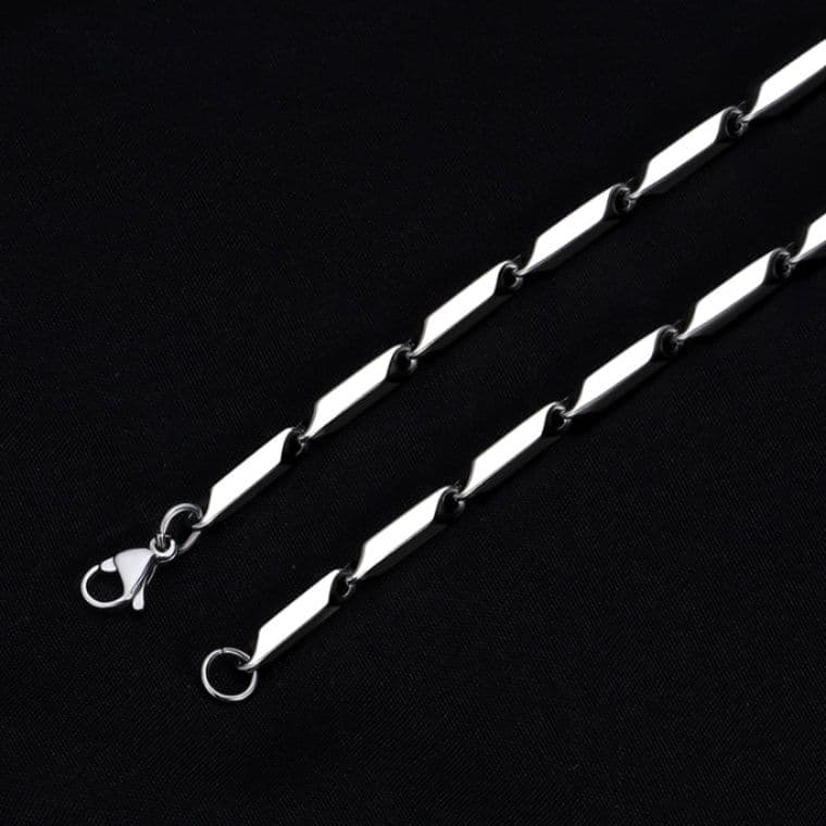 ネックレスチェーン 洗練シルエット チタンネックレス