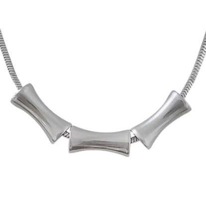 ネックレスチェーン 洗練筒型パーツ入りチェーン