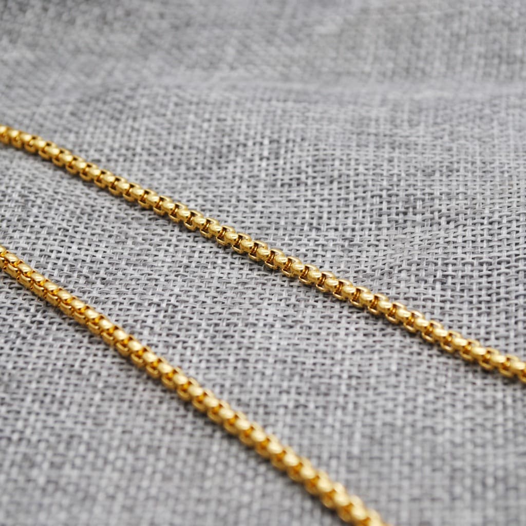 ネックレスチェーン 洗練美の輝き箱型チェーン