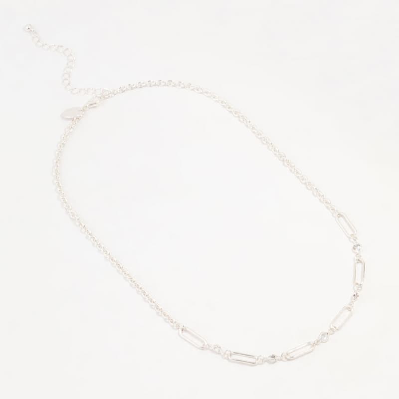 ネックレスチェーン 長方形チェーンの洗練ネックレス