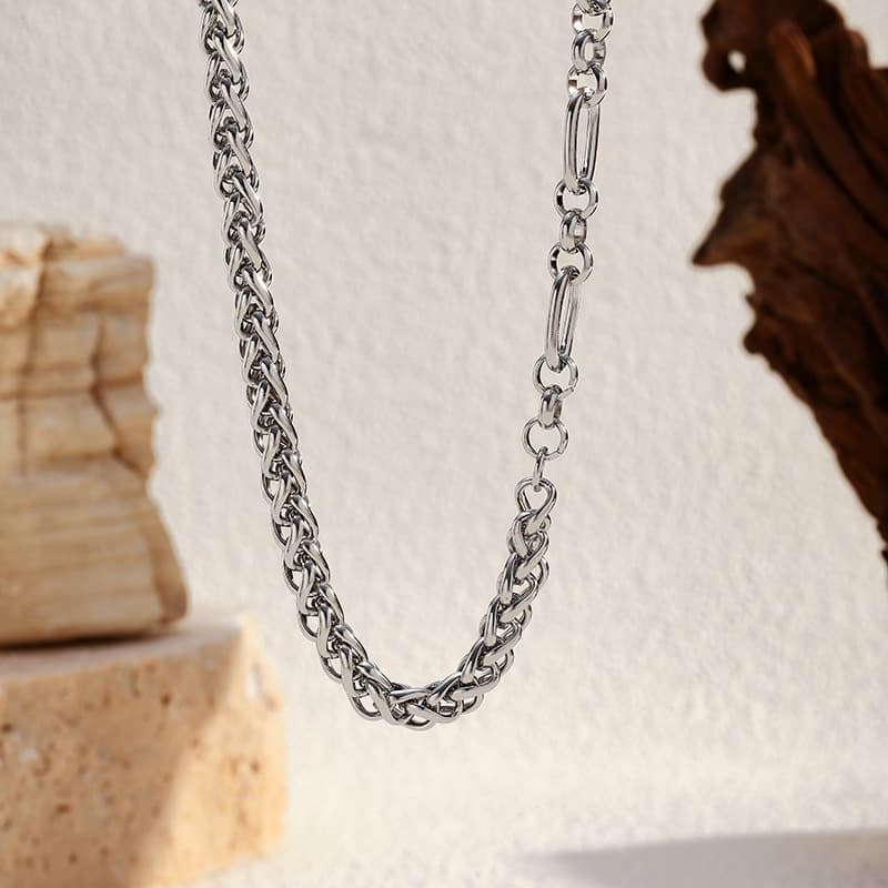 ネックレスチェーン 洗練された編み込みチェーン