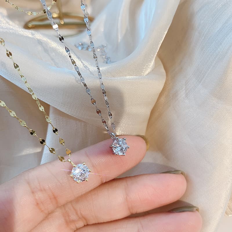 輝石付きシルバーネックレスチェーン 女性用 上品な首飾り