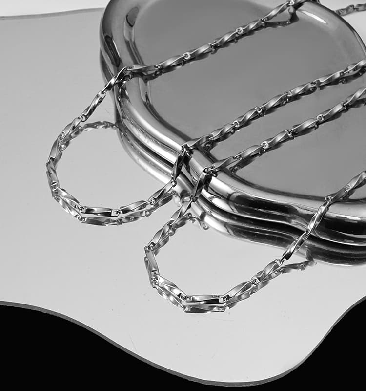 ネックレスチェーン 上質チタン 洗練ネックレスチェーン