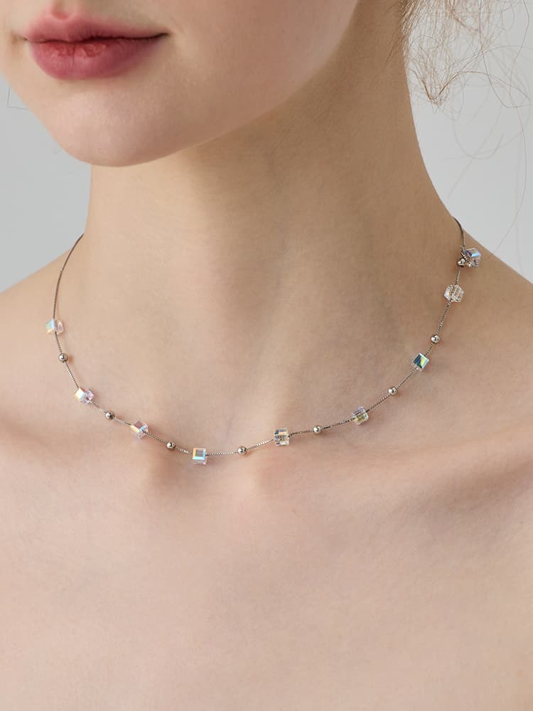 ネックレスチェーン キラキラ宝石立方体のチェーン