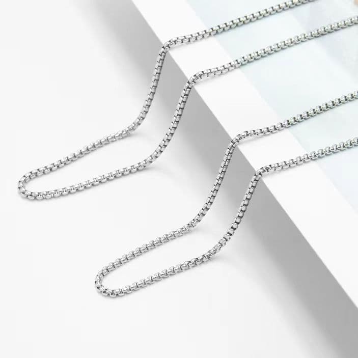 ネックレスチェーン 洗練された箱型ステンレスチェーン