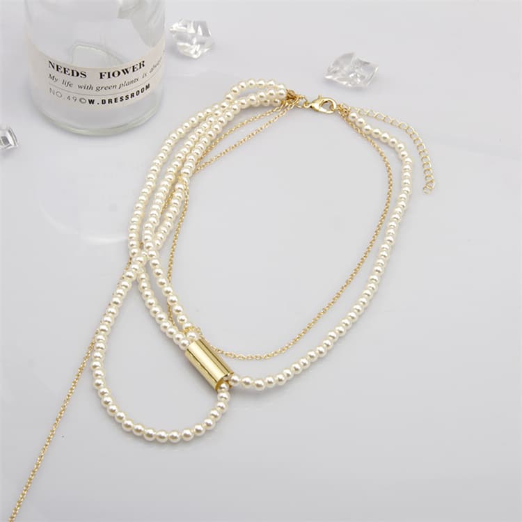 ネックレスチェーン 真珠とゴールドチェーンの重ね付けネックレス