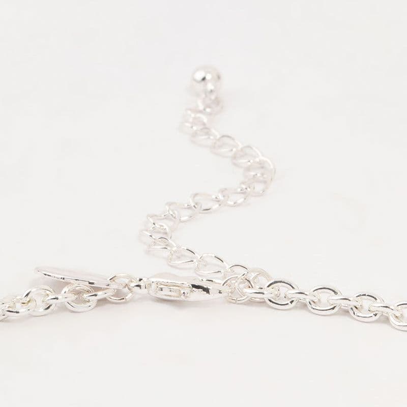 ネックレスチェーン 長方形チェーンの洗練ネックレス