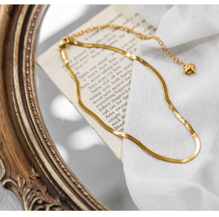 ネックレスチェーン なめらか蛇行ヘリンボーンチェーン