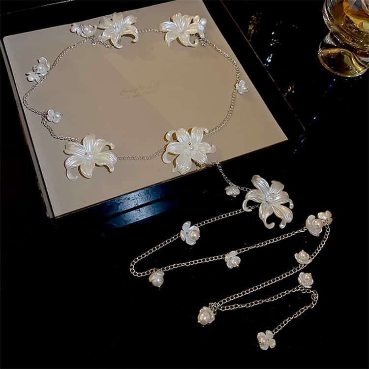 ネックレスチェーン 花モチーフ天然真珠ロング重ね付けシルバーネックレス体用チェーン付