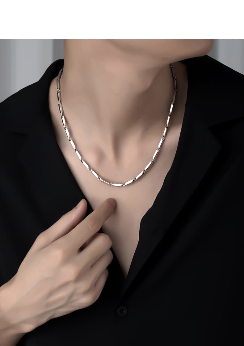 ネックレスチェーン 洗練シルエット チタンネックレス