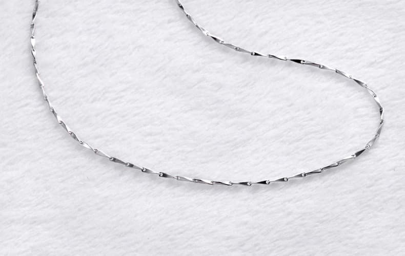 ネックレスチェーン 繊細なツイストカットチェーン