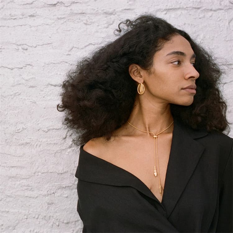 調節可能ロング丸玉ペンダント金色ネックレスチェーン