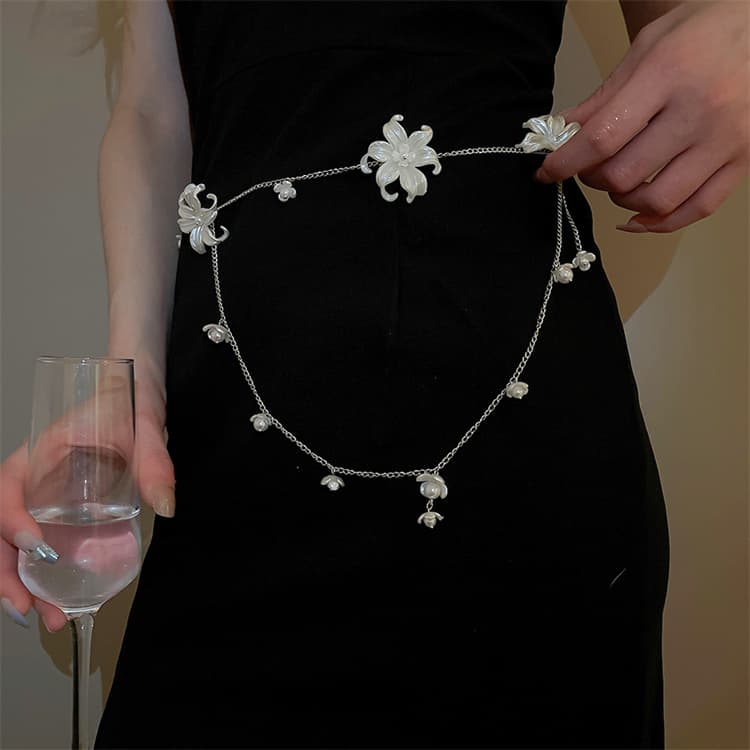 ネックレスチェーン 花モチーフ天然真珠ロング重ね付けシルバーネックレス体用チェーン付