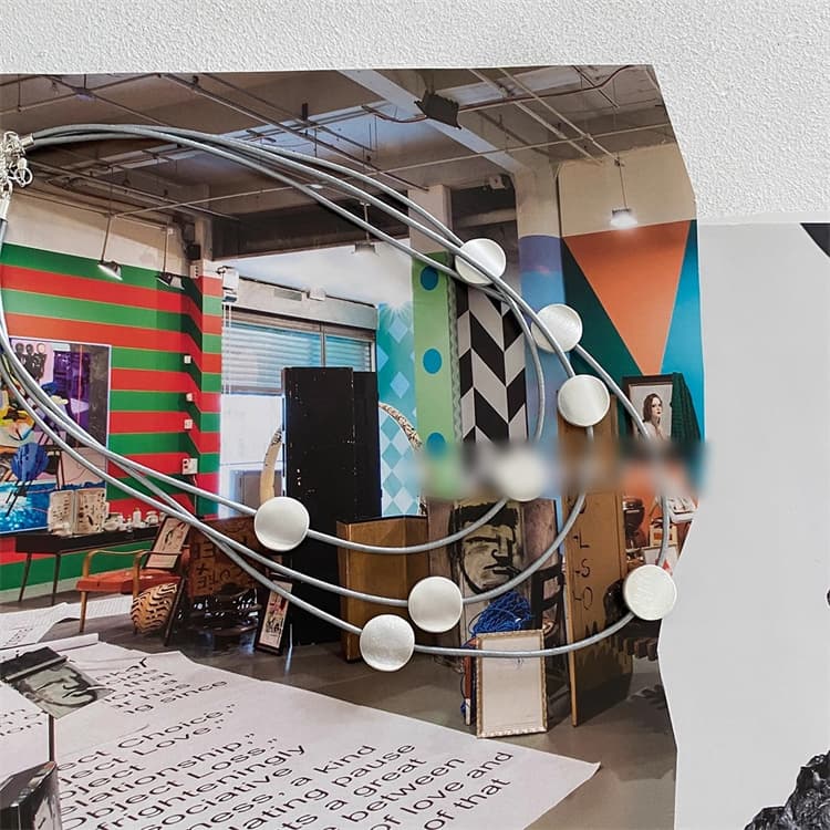 上品な重ね付け多層シルバーネックレスチェーン丸プレート付き