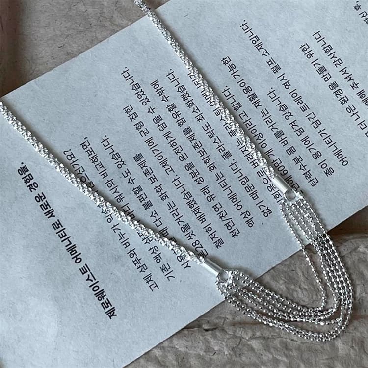 ネックレスチェーン 上品多層チェーン鎖骨ネックレス銀色重ね付け風