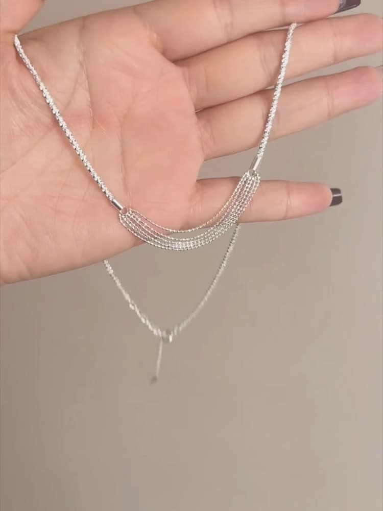 ネックレスチェーン 上品多層チェーン鎖骨ネックレス銀色重ね付け風